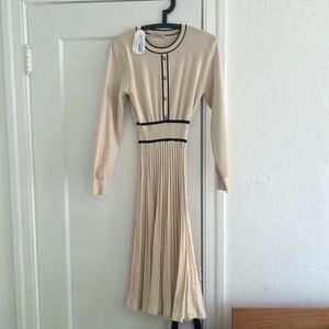 Elegant Knit dress (cream) never worn